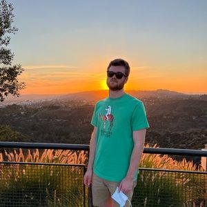 Meet your Posher, Lee